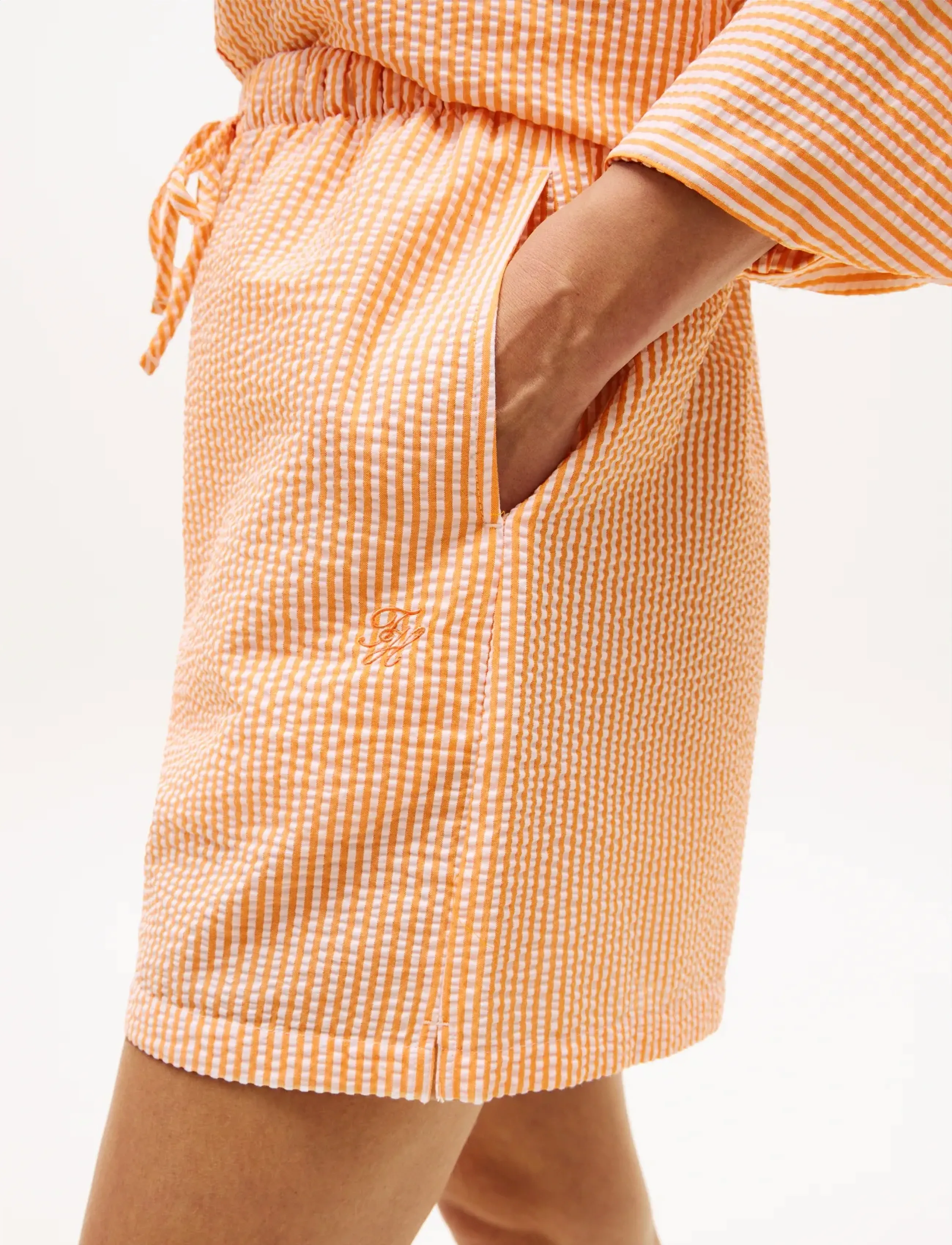 Tommy Hilfiger - SEERSUCKER SHORTS - casual shorts - ithaca stripe orange hype  white - 4