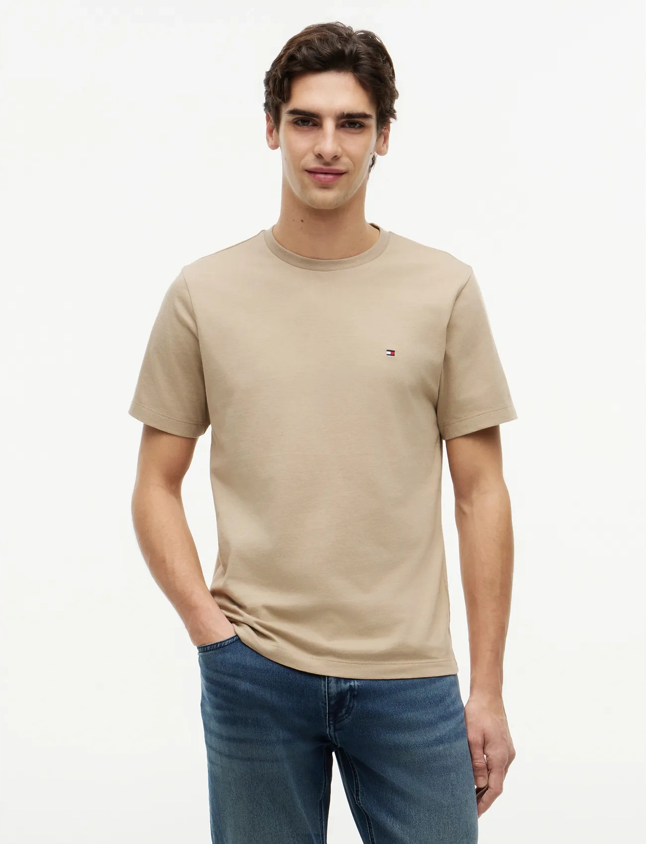 Tommy Hilfiger Ess Seasonal Reg Fit Solid Tee - - XS 2