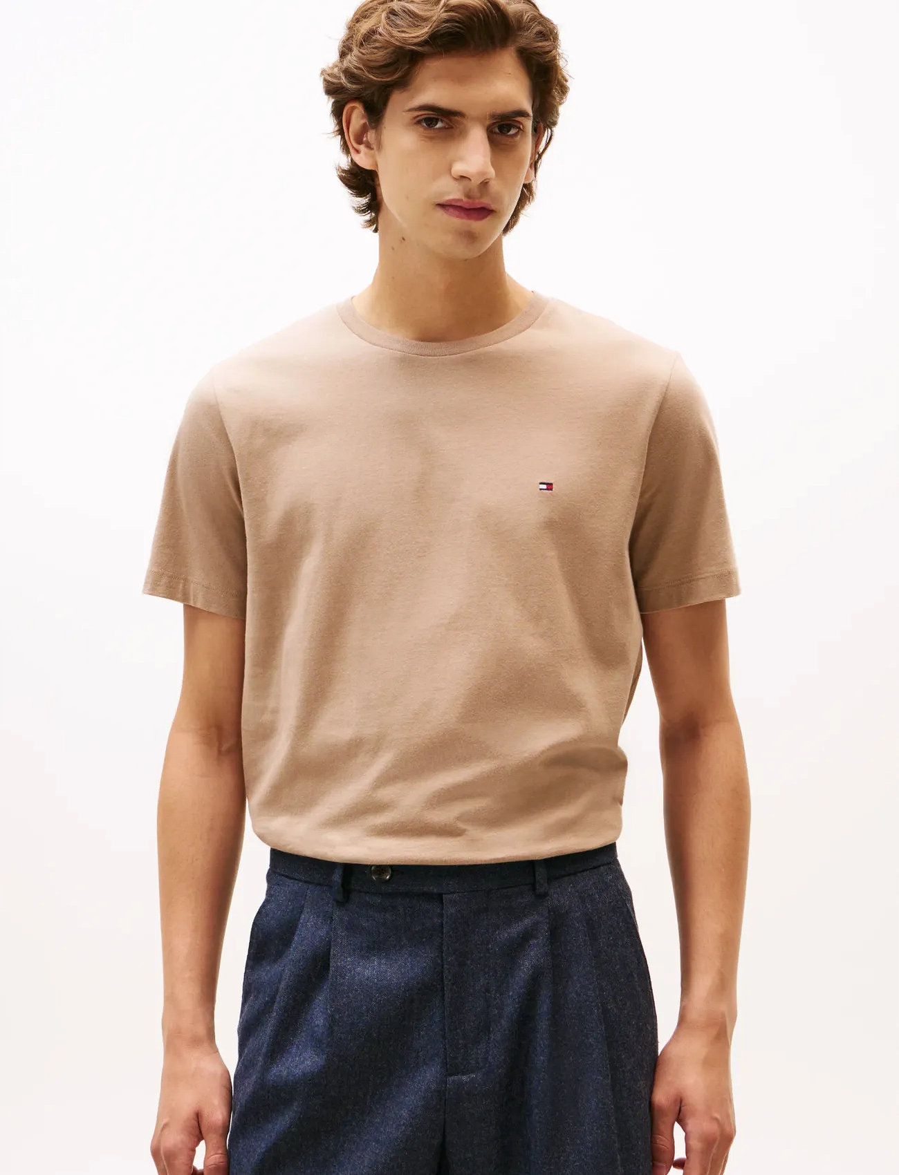 Tommy Hilfiger Ess Seasonal Reg Fit Solid Tee - - XS 1