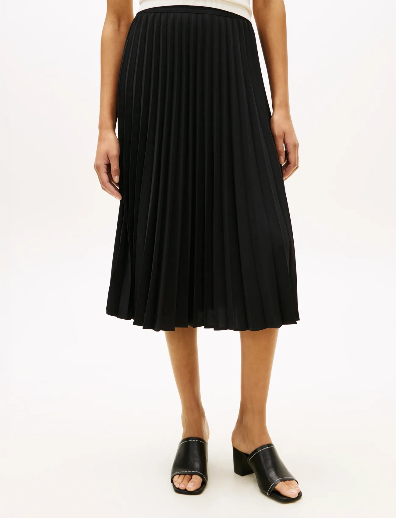 Tommy Hilfiger Fluid Pleated Pull On Midi Skirt - Black - 34