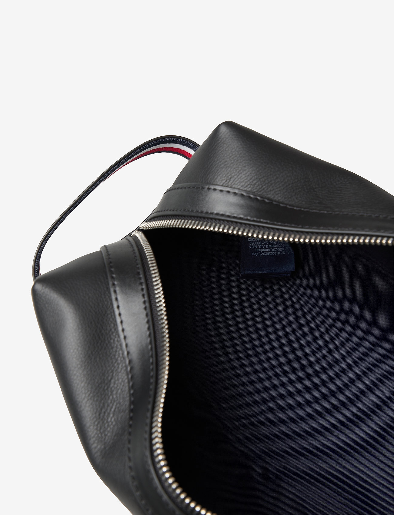 Tommy Hilfiger - LEATHER WASHBAG - black - 4