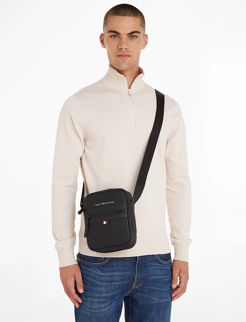 Tommy Hilfiger Essential Pu Mini Reporter (TOHAM0AM09504