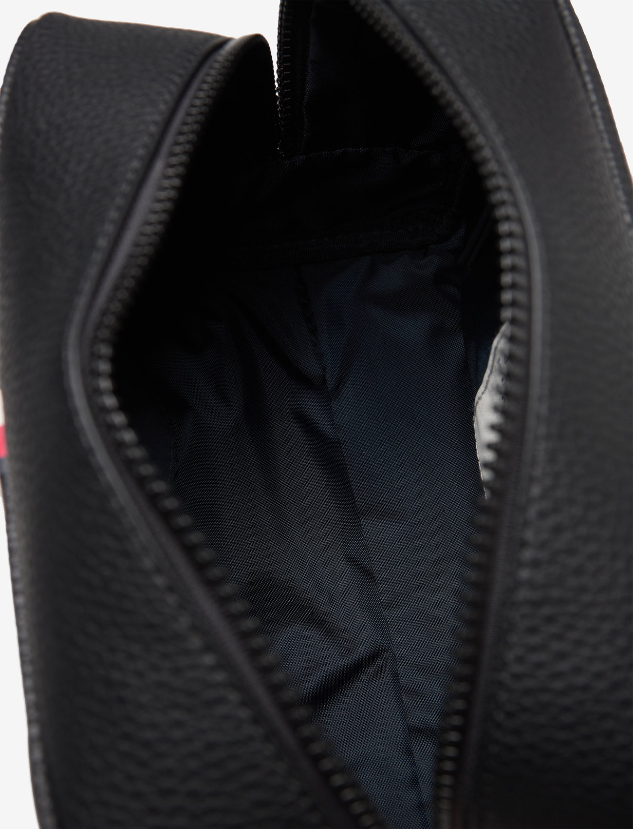 Tommy Hilfiger - ESSENTIAL PU WASHBAG - alltags-style - black - 4