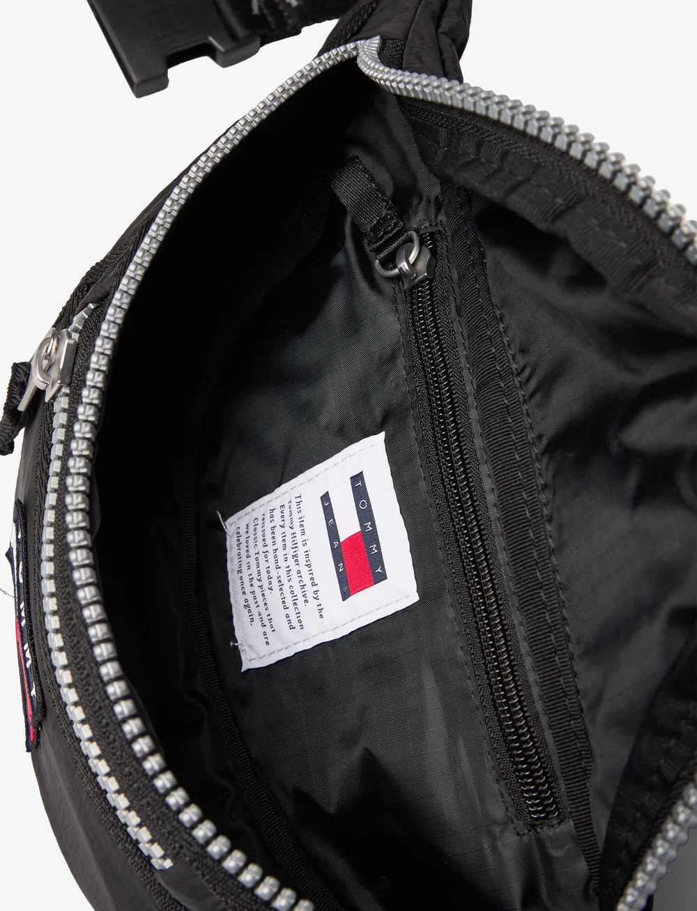 Tommy hilfiger 2025 bum bag mens