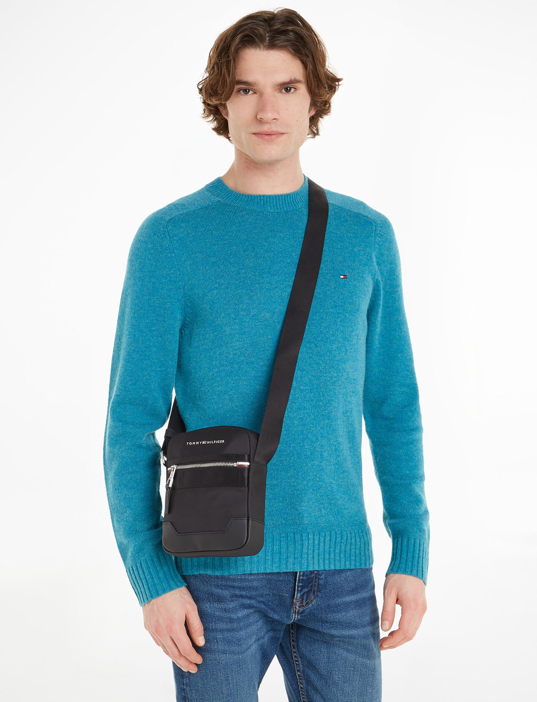 Tommy hilfiger elevated shop mini reporter bag