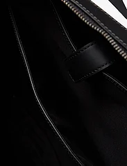 Tommy Hilfiger - TH SPW LEATHER COMPUTER BAG - torby komputerowe - black - 4