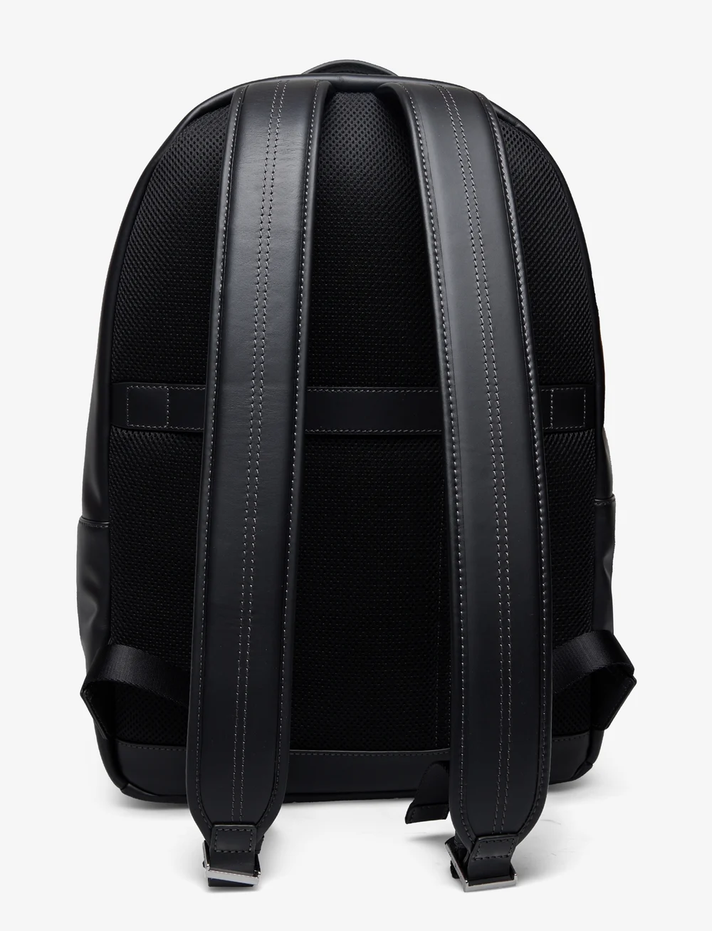 Leather tommy 2025 hilfiger backpack