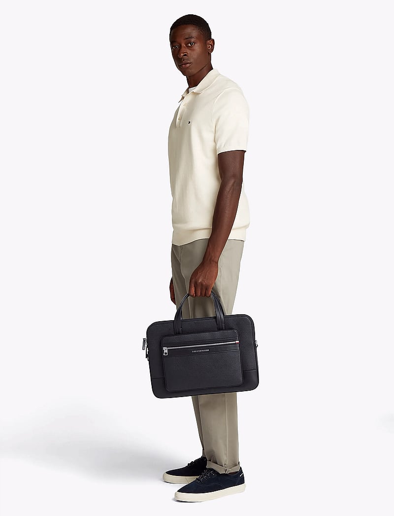 Tommy Hilfiger - TH CENTRAL COMPUTER BAG - black - 0