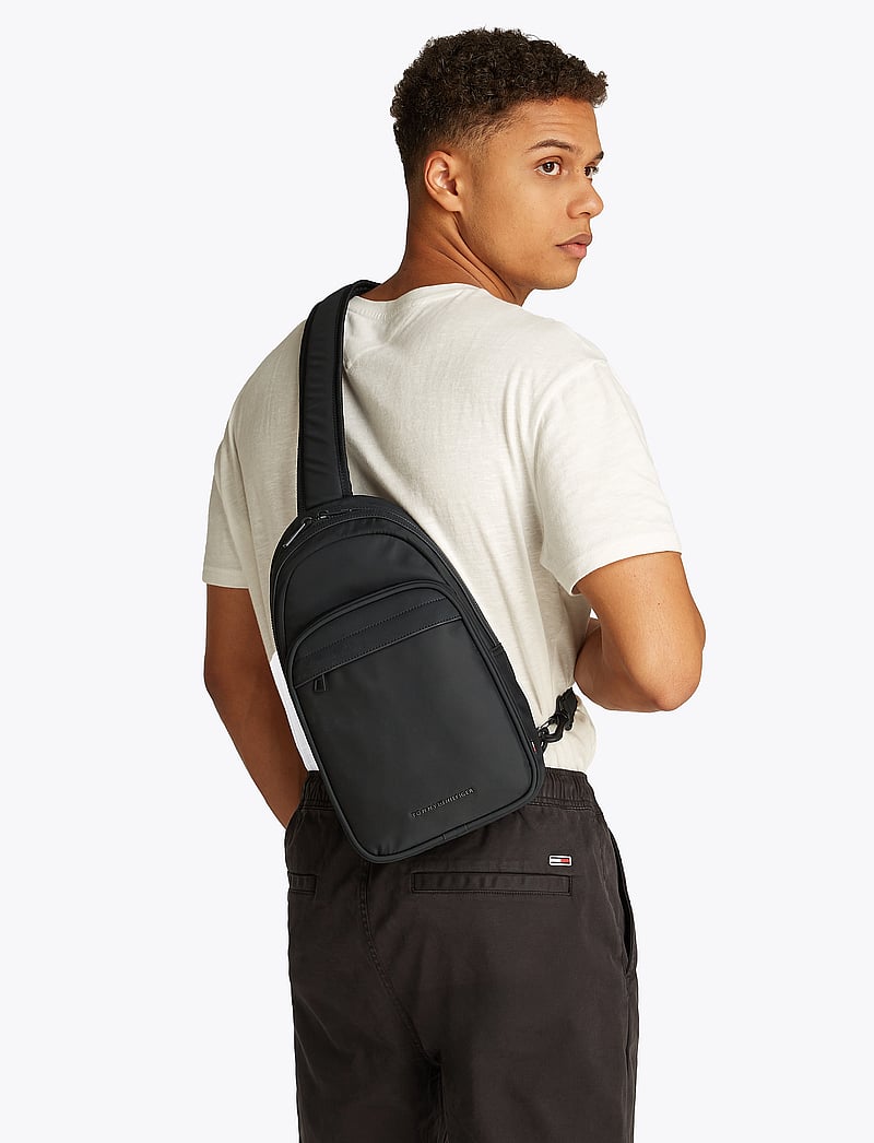 Tommy Hilfiger Th Repreve Sling Bag (TOHAM0AM13363) Backpacks