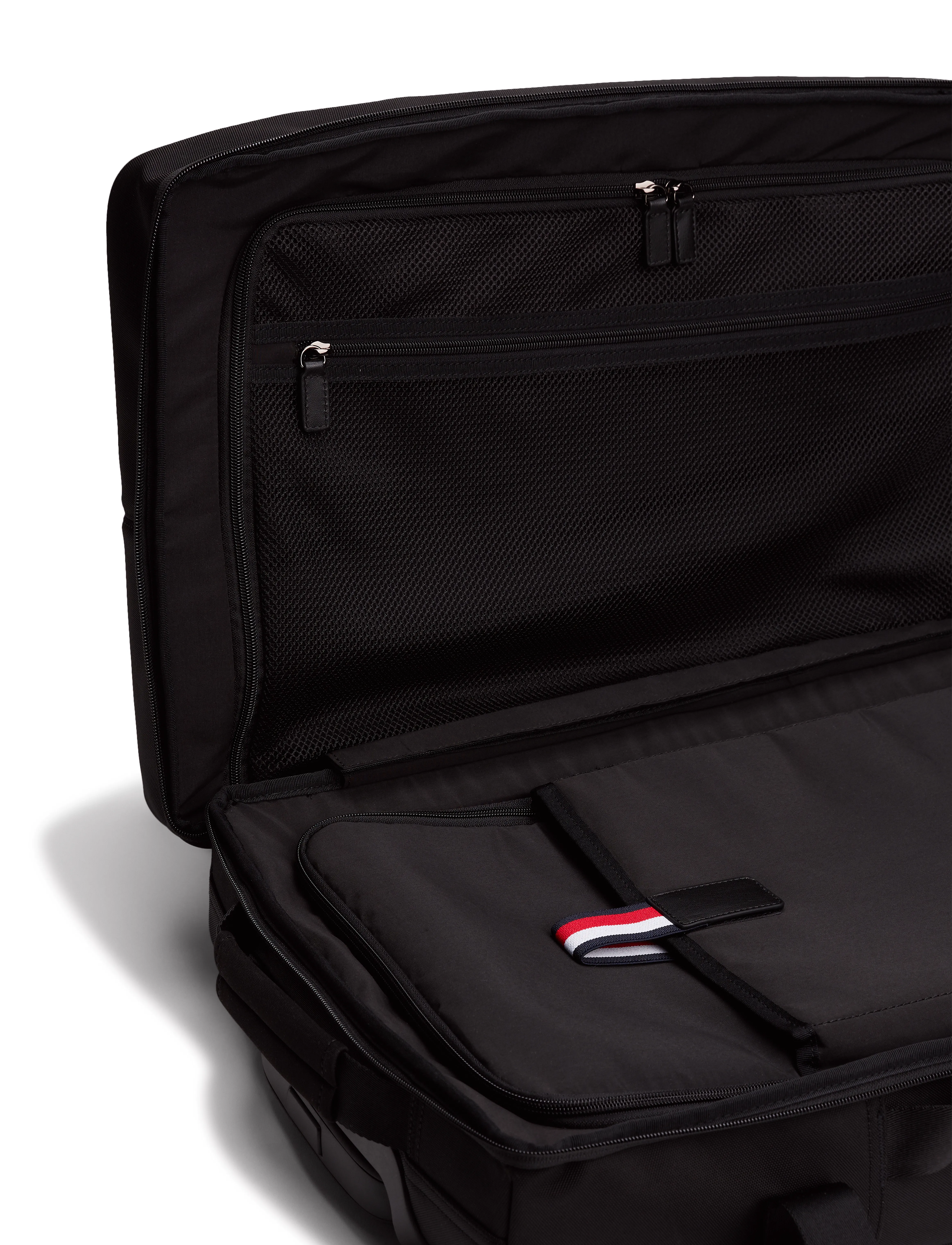 Tommy Hilfiger - TH NYLON TRAVEL SOFT TROLLEY - osta olukorra järgi - black - 2
