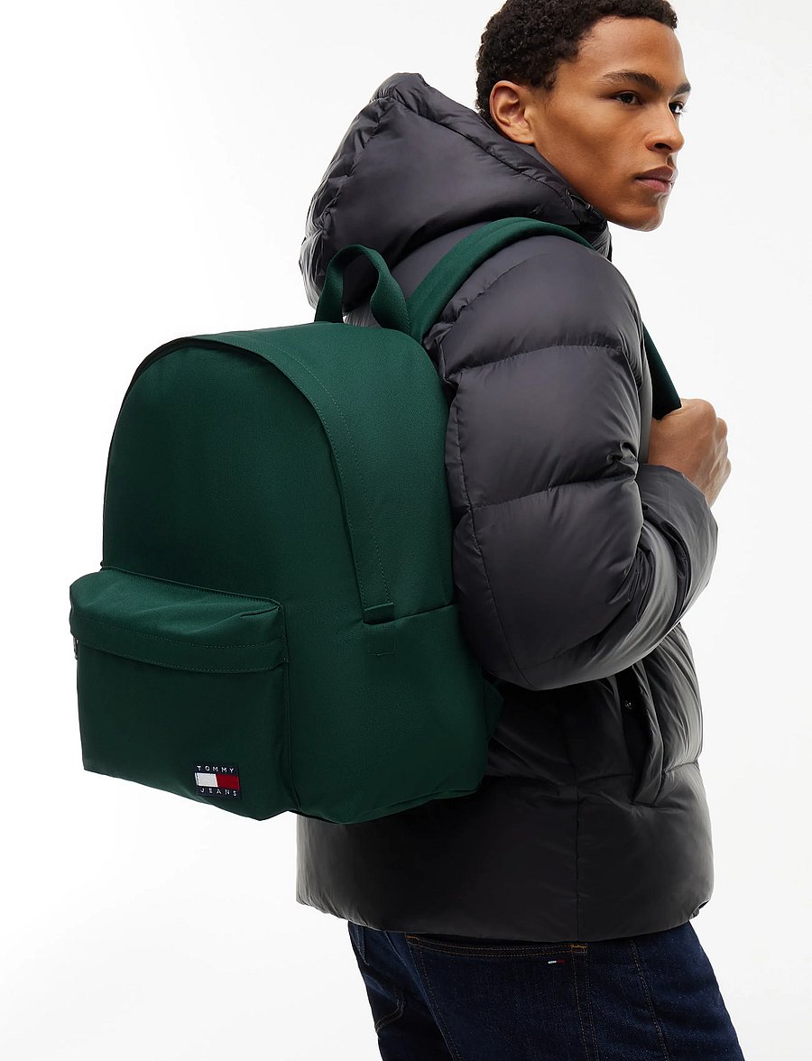 Tommy Hilfiger - TJM ESS DAILY DOME BACKPACK - shop efter anledning - elegant green - 0