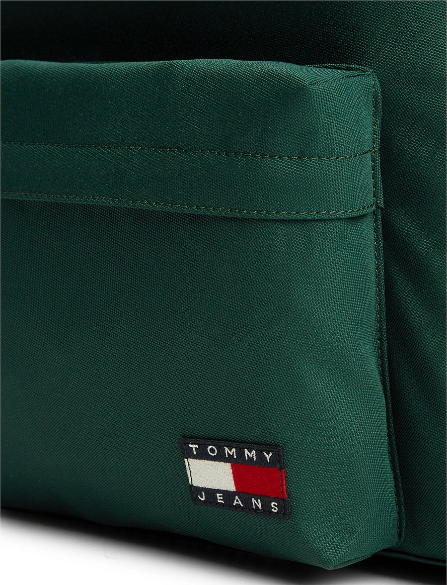 Tommy Hilfiger - TJM ESS DAILY DOME BACKPACK - shop efter anledning - elegant green - 3