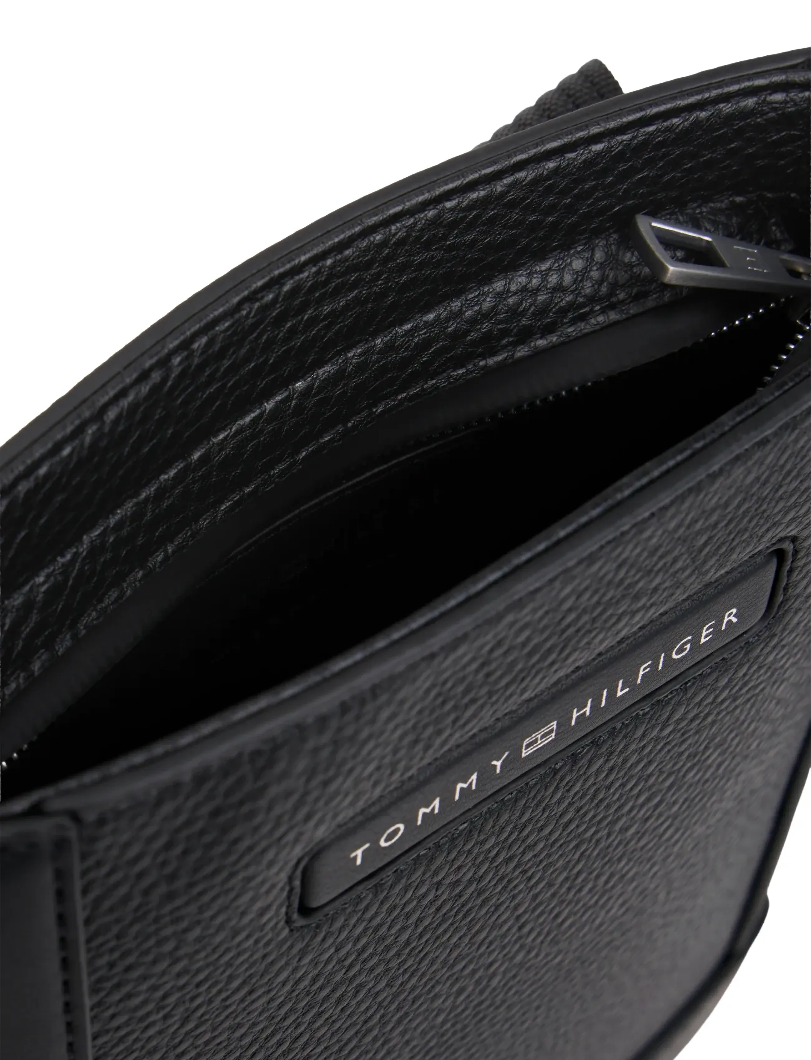 Tommy Hilfiger - TH CENTRAL MINI CROSSOVER - crossbody bags - black - 3