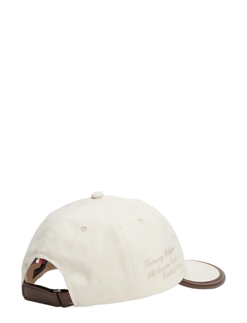 Tommy Hilfiger - TH SCRIPT ELEVATED 5 PANEL CAP - kasketter - nautral - 2