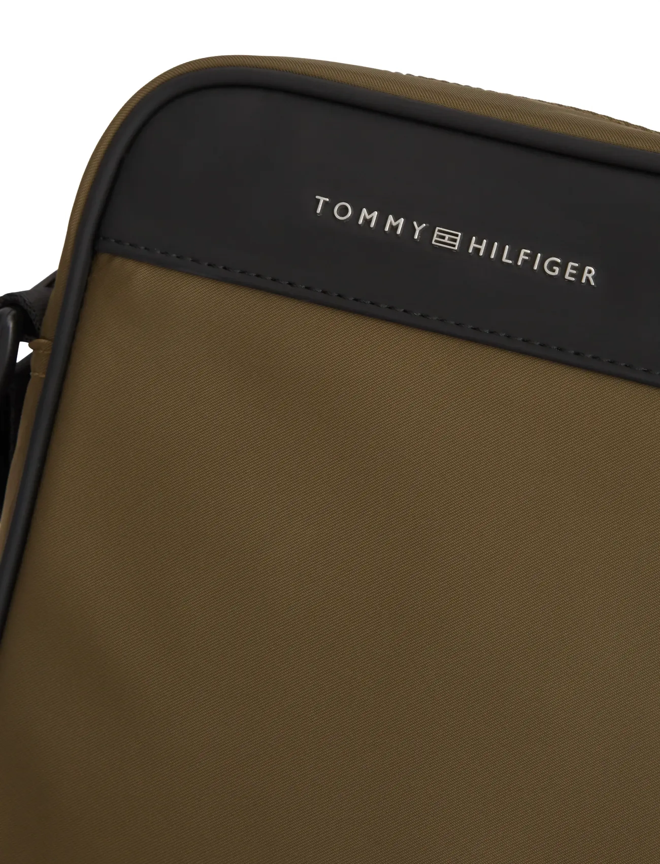 Tommy Hilfiger - TH REPREVE MINI REPORTER - shop by occasion - willow green - 4