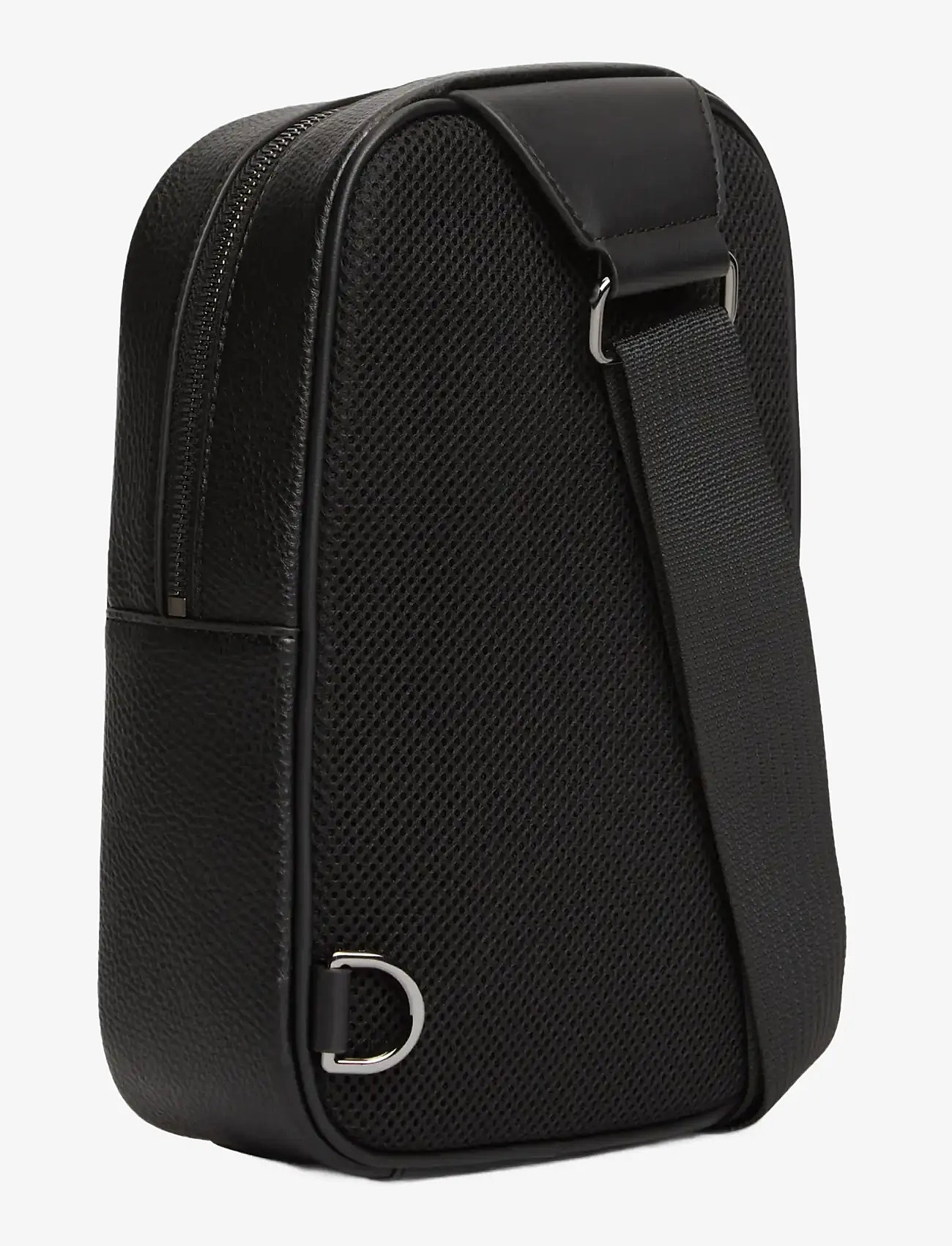 Tommy Hilfiger - TH CENTRAL SLINGPACK - crossbody bags - black - 2