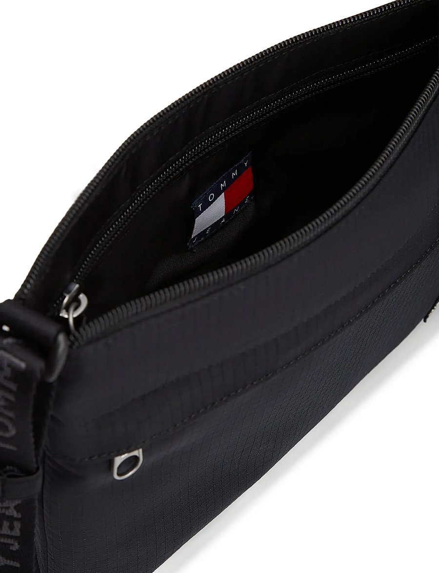 Tommy Hilfiger - TJM ESS DAILY RIPSTOP SACOCHE - shop efter anledning - black - 3