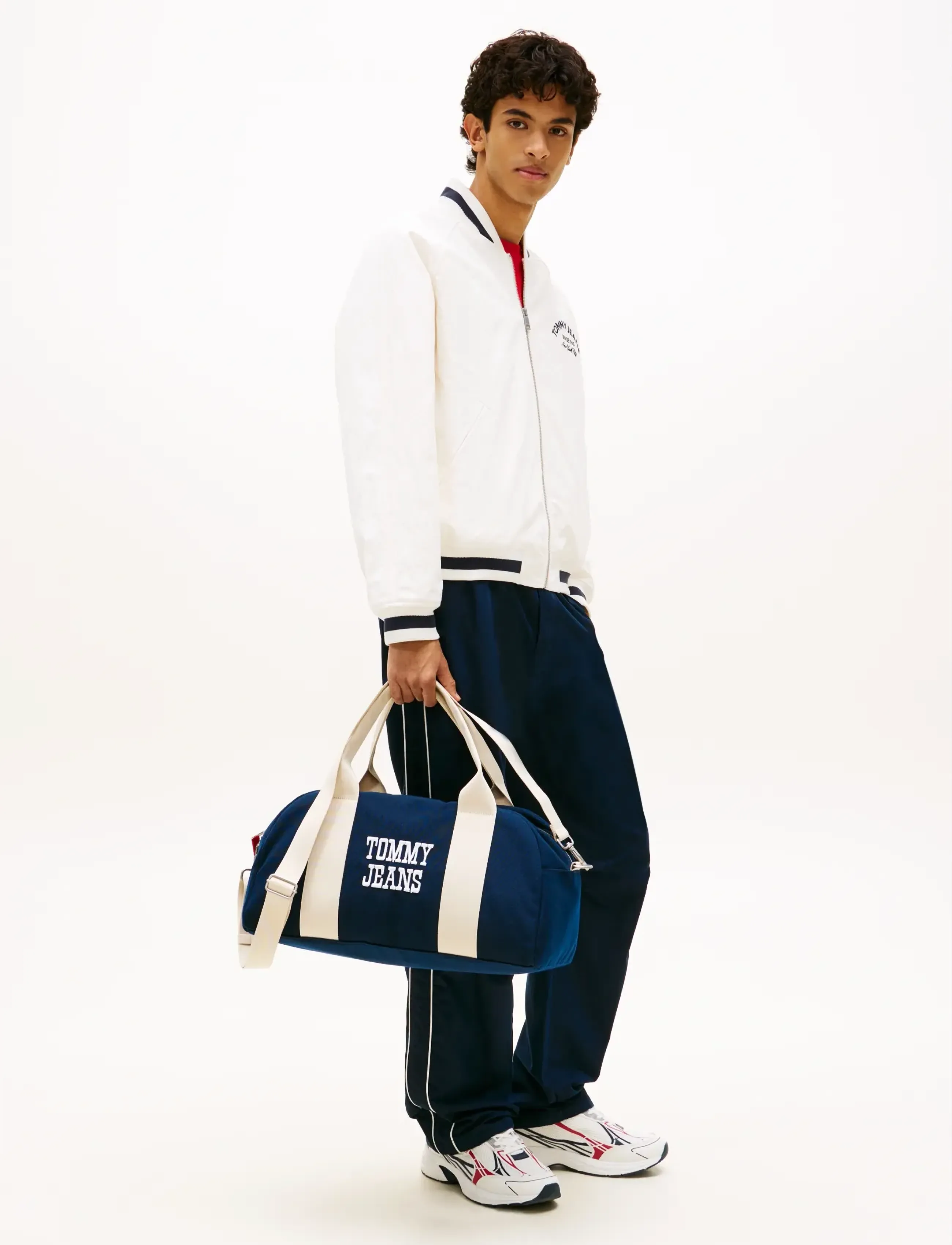 Tommy Hilfiger Tjm Bold Varsity Duffle, One Size, Navy, Sport Training Bags > Sport Gym Bags, Herre