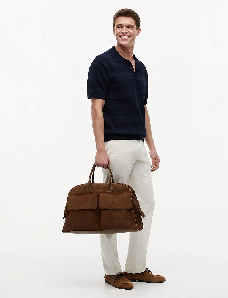Tommy Hilfiger - TH SOFT SUEDE DUFFLE - duffel bags - dark toffee - 0