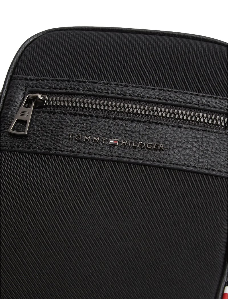 Tommy Hilfiger - TH REPREVE MINI REPORTER - osta olukorra järgi - black - 4