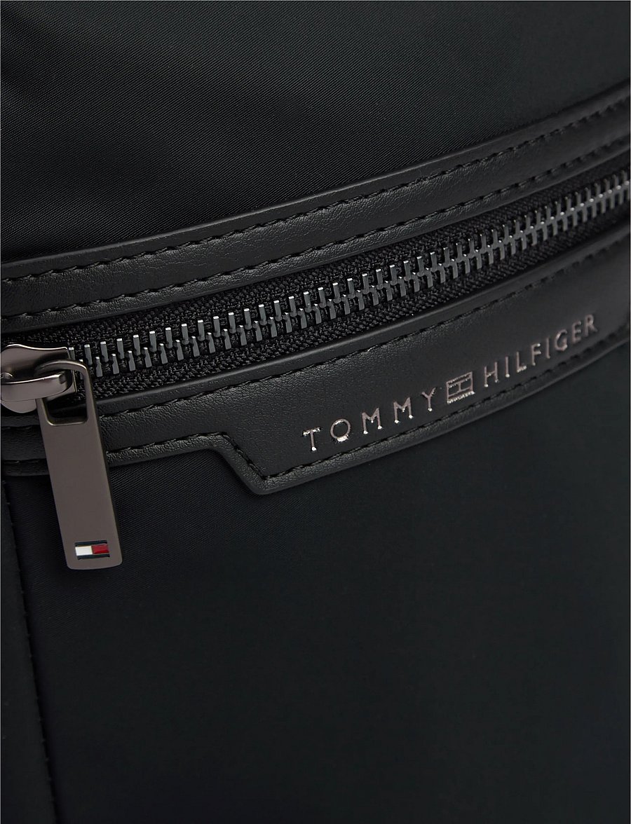 Tommy Hilfiger - TH NYLON MINI REPORTER - osta tilaisuuden mukaan - black - 4