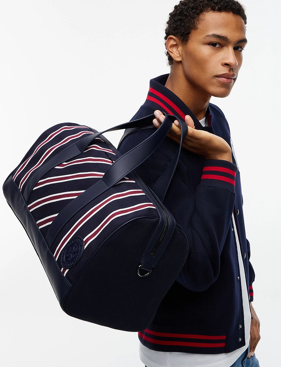 Tommy Hilfiger - TH VARSITY JACQUARD DUFFLE - duffel bags - rwb jacquard stripe - 0