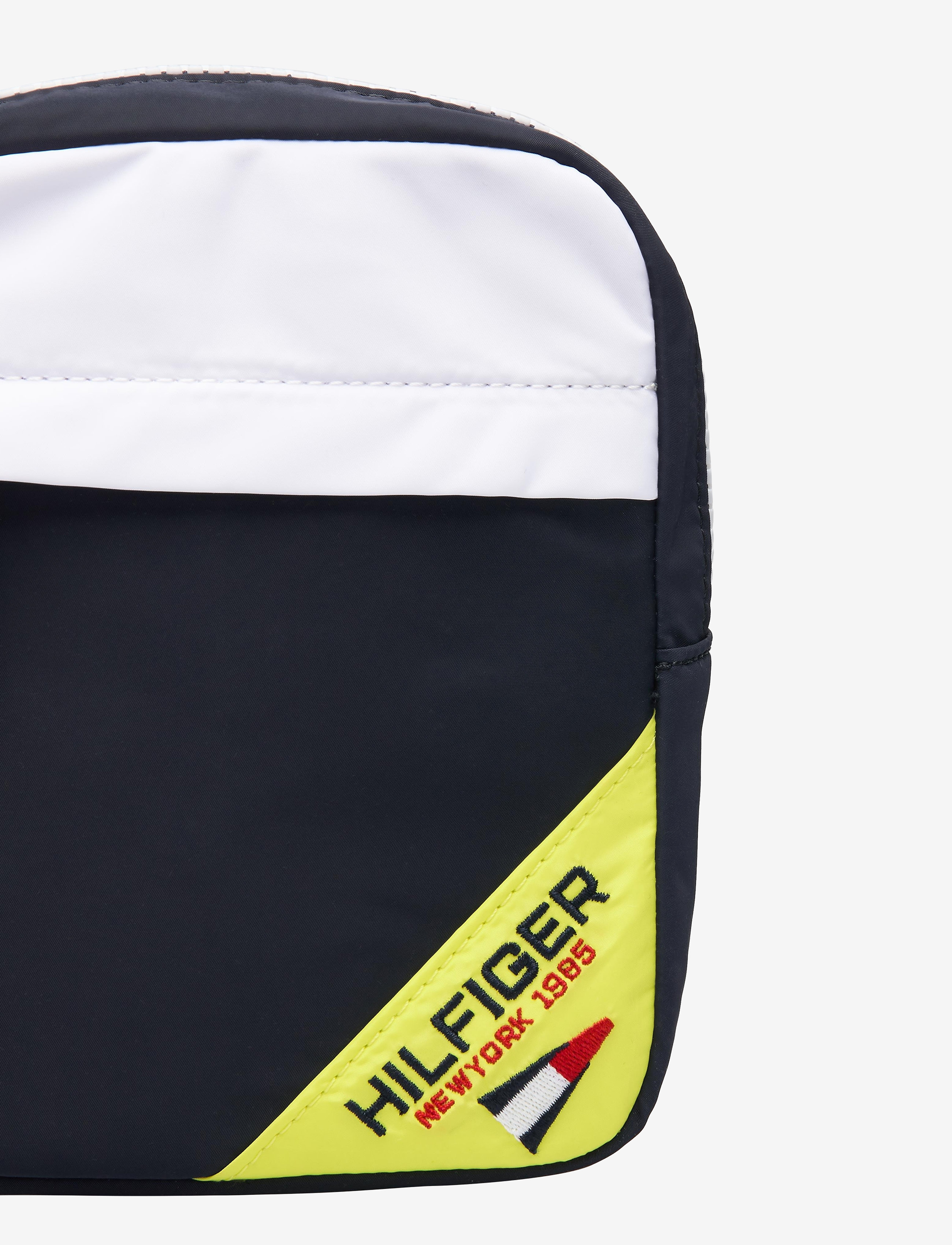 Tommy Hilfiger - KIDS SQUARE REPORTER - corporate / fluro mix - 3