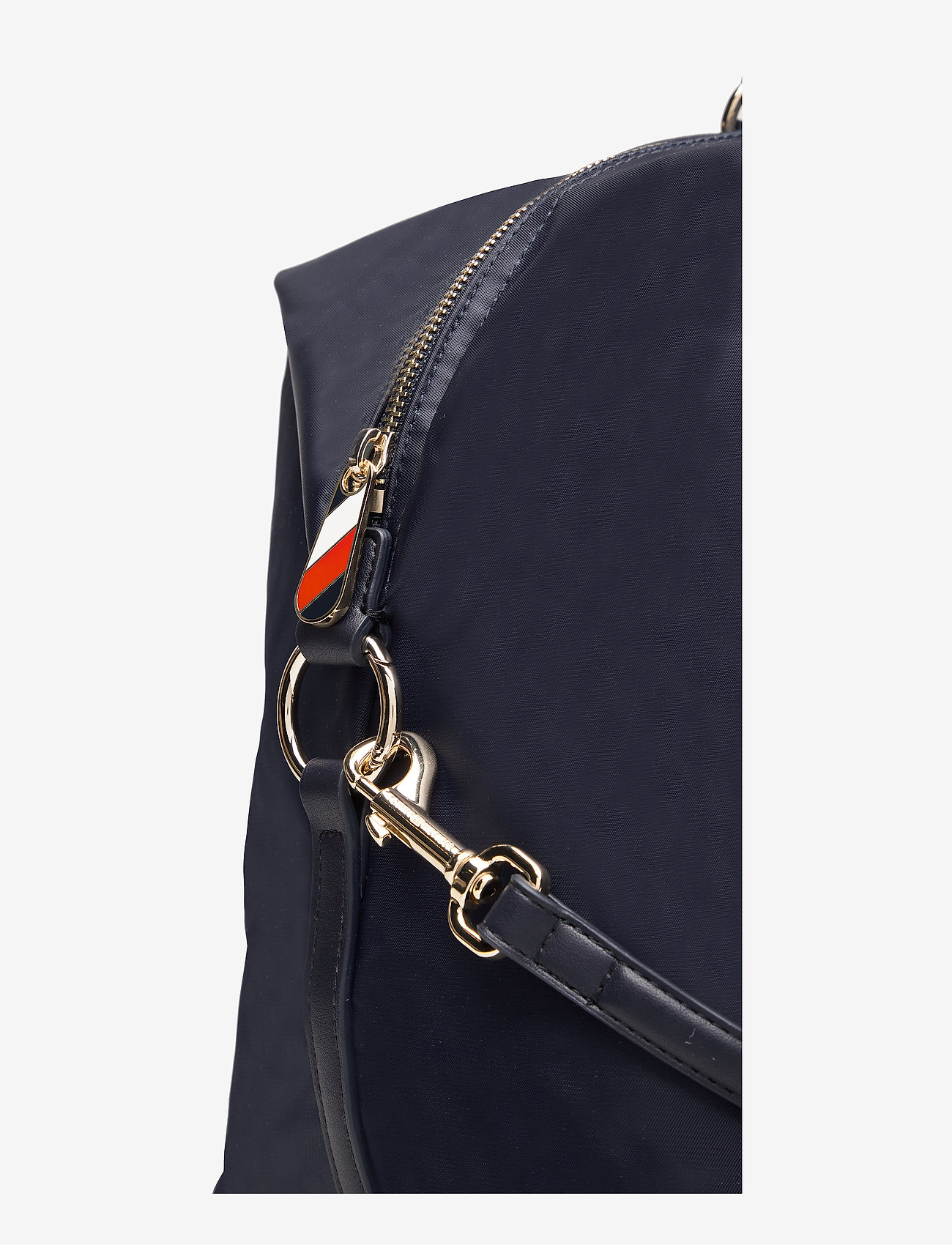 Tommy Hilfiger - POPPY WEEKENDER CORP - corporate - 4