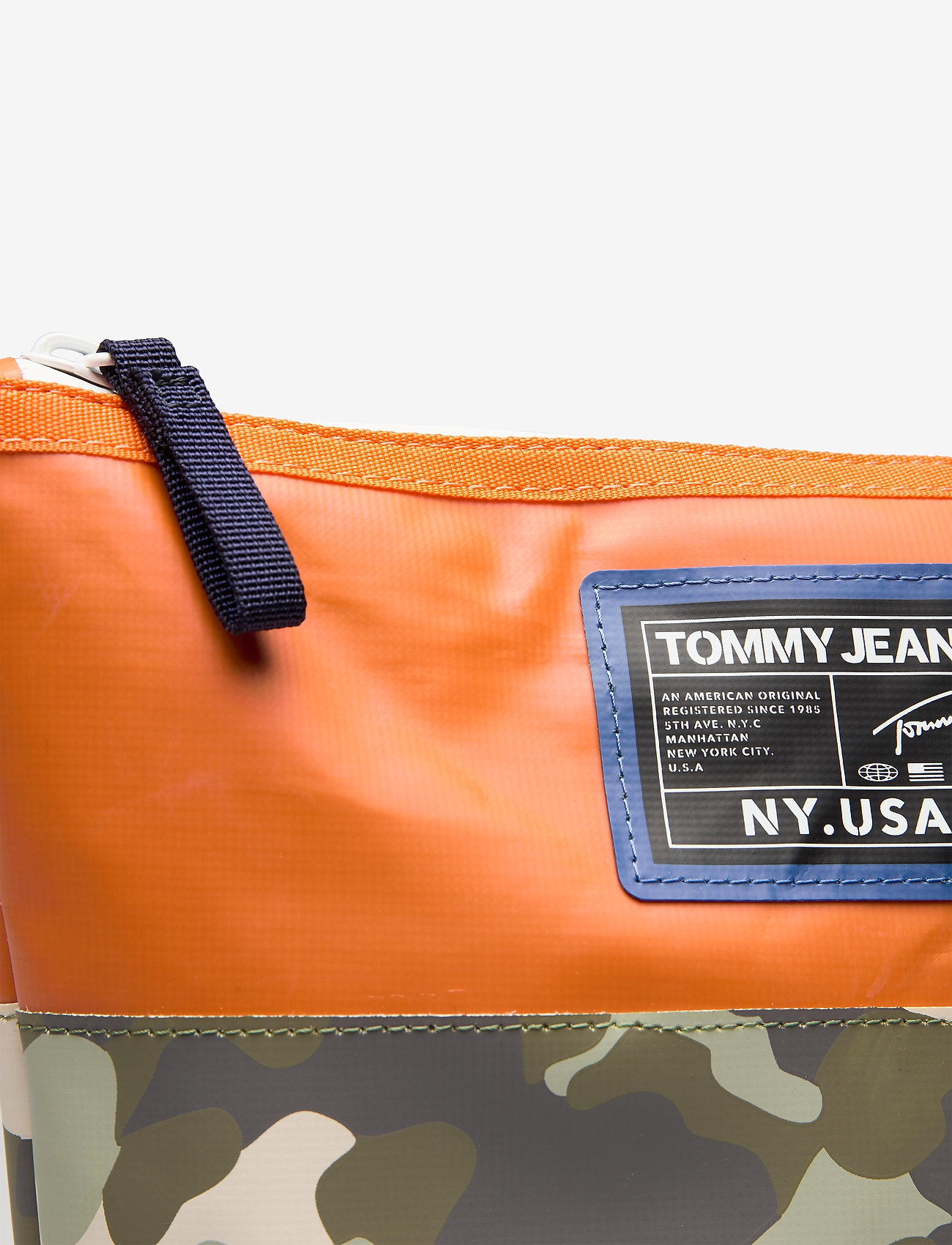 Tommy Hilfiger - TJW POOL BAG WASHBAG - camo mix - 3