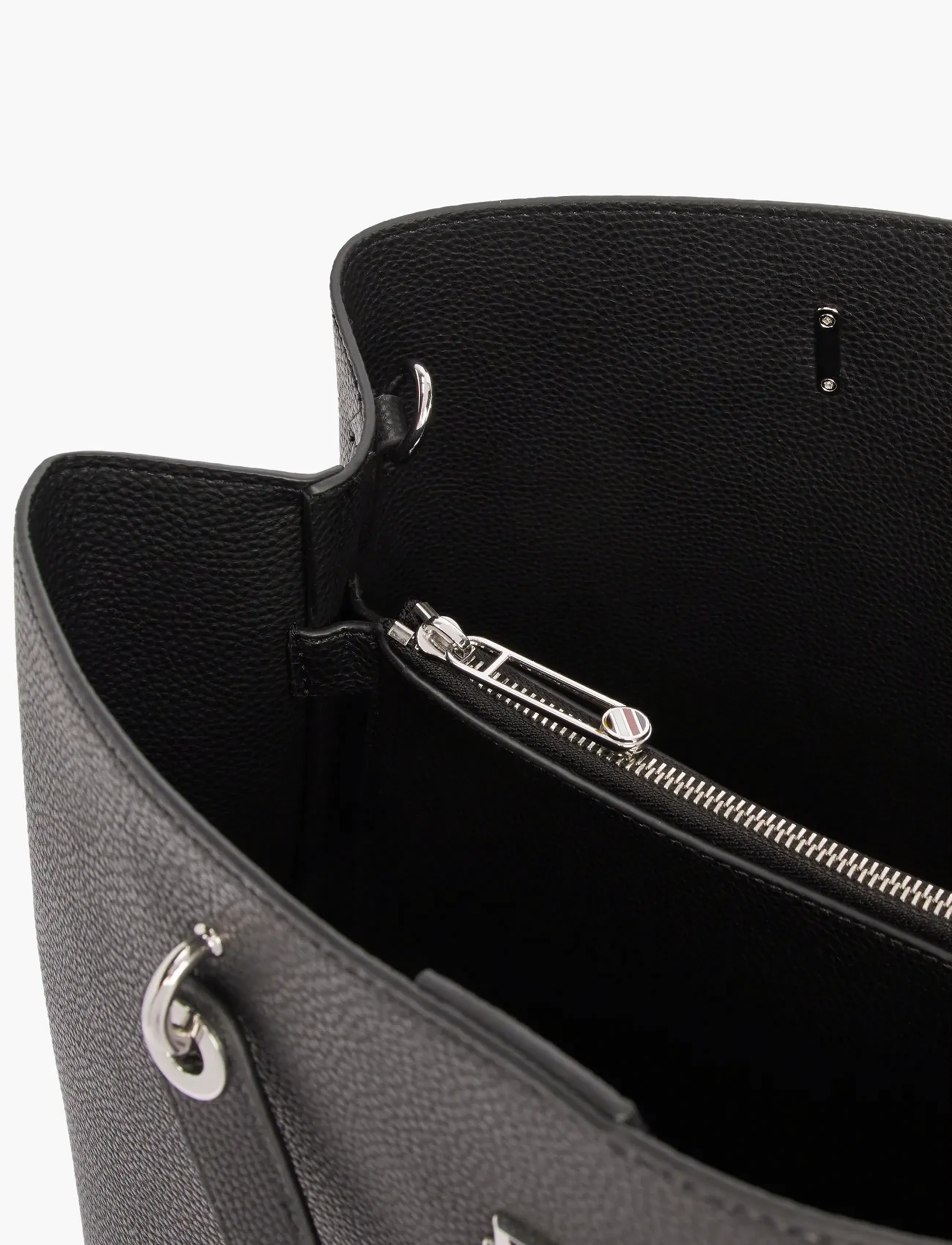 Tommy Hilfiger - TH EMBLEM SATCHEL - prezenty urodzinowe - black - 5