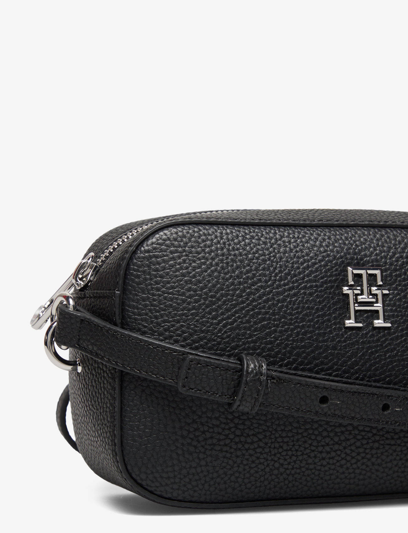 Tommy Hilfiger - TH EMBLEM CAMERA BAG - accessories - black - 3
