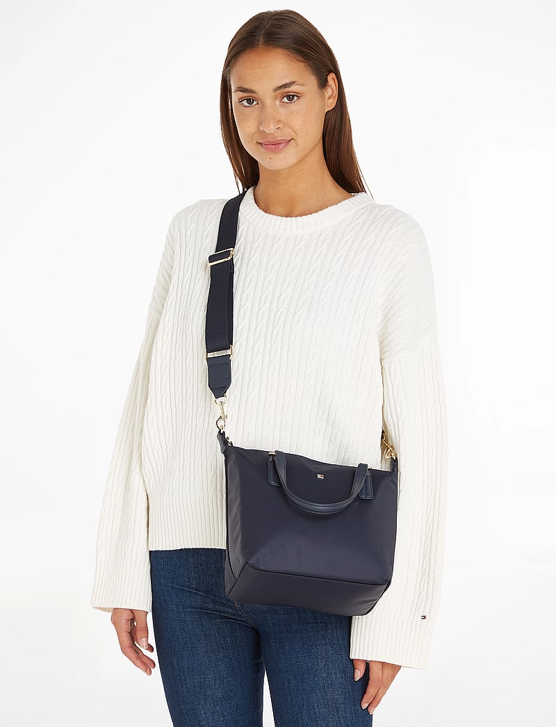 Tommy Hilfiger Poppy Th Small Tote (TOHAW0AW15640) Shoulder bags