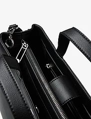 Tommy Hilfiger - TH ESSENTIAL SC WORKBAG - party wear at outlet prices - black - 5