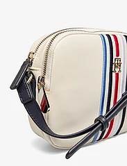 Tommy Hilfiger - POPPY CROSSOVER CORP - birthday gifts - calico - 3