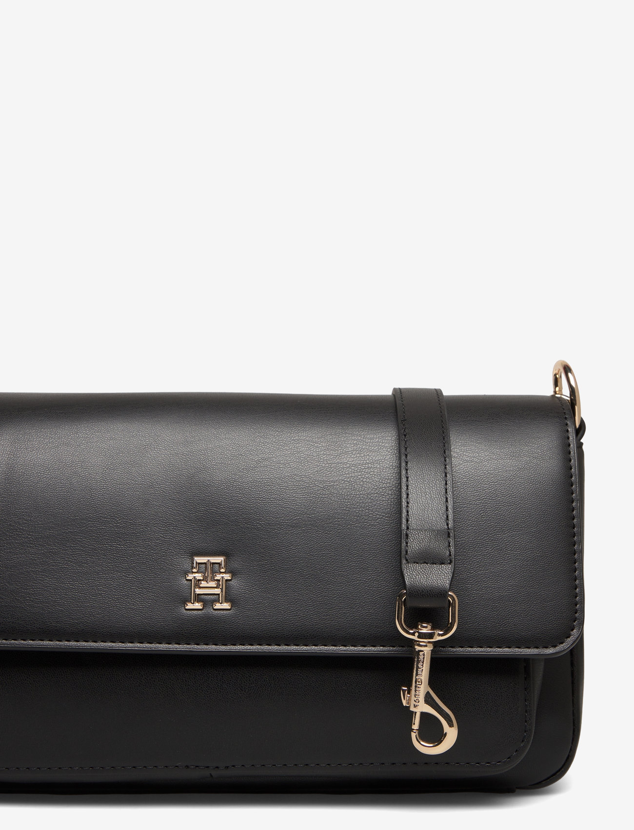 Tommy Hilfiger - TH SOFT UTILITY LRG CROSSOVER PU - black - 3