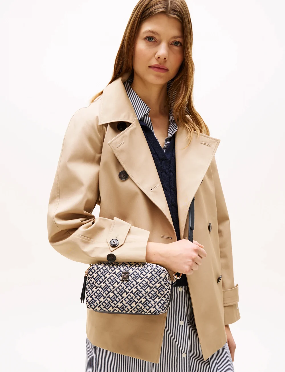 Tommy Hilfiger - TH JACQUARD CAMERA BAG - umhängetaschen - space blue - 0