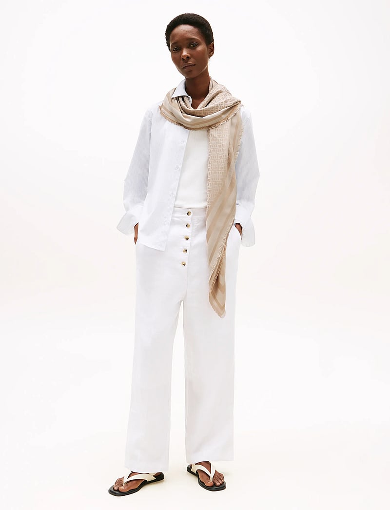 Tommy Hilfiger Th Monogram Square (TOHAW0AW17493) Lightweight scarves