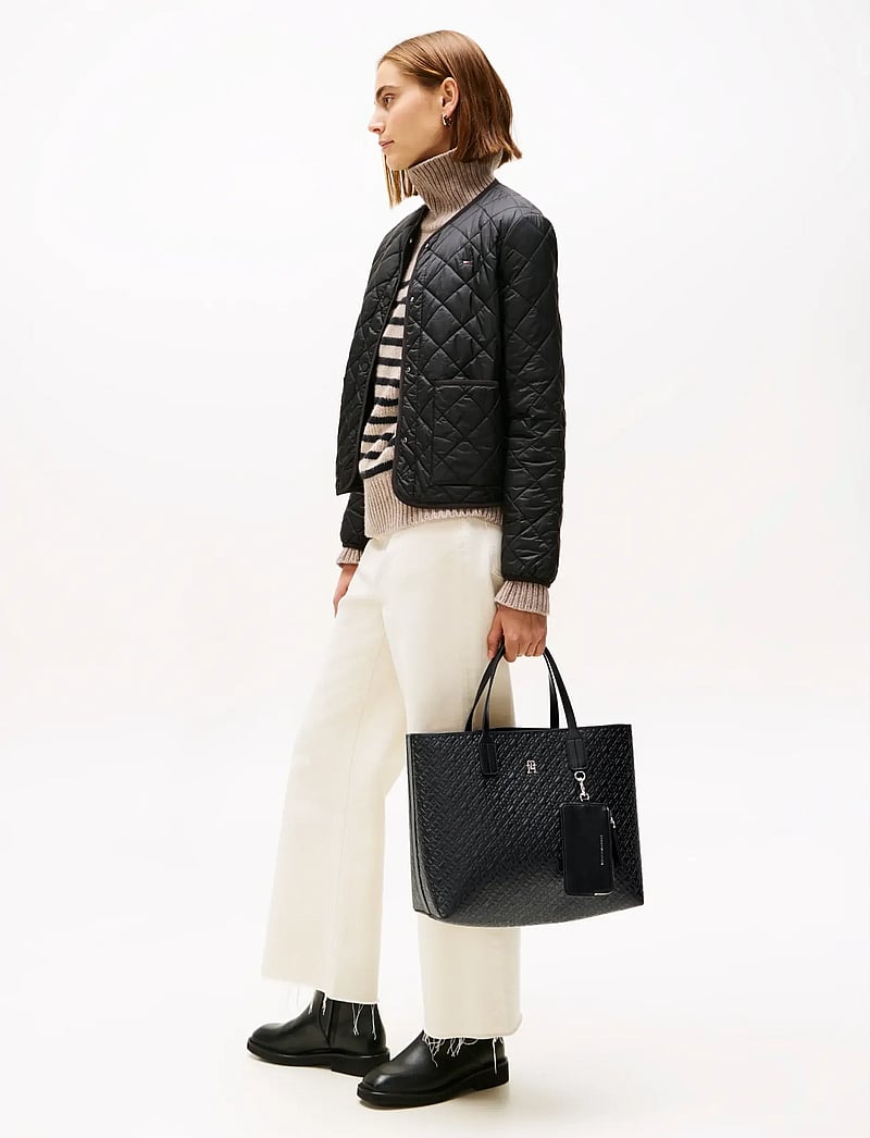 Tommy Hilfiger - TH ICON SATCHEL MONO - tote bags - black - 0