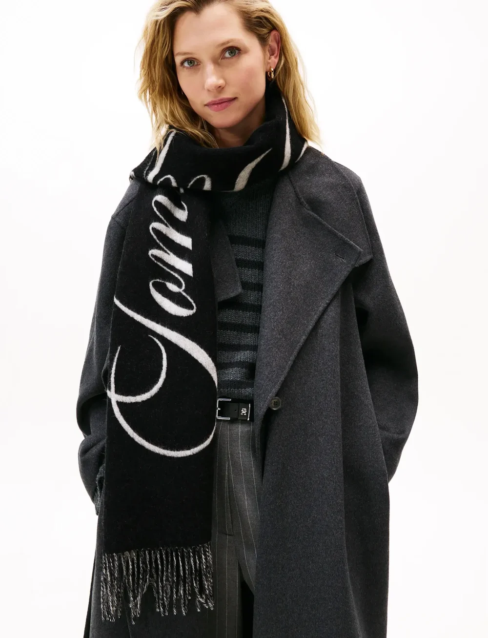 Tommy Hilfiger - TOMMY SCRIPT LOGO SCARF - halsdukar - black - 2