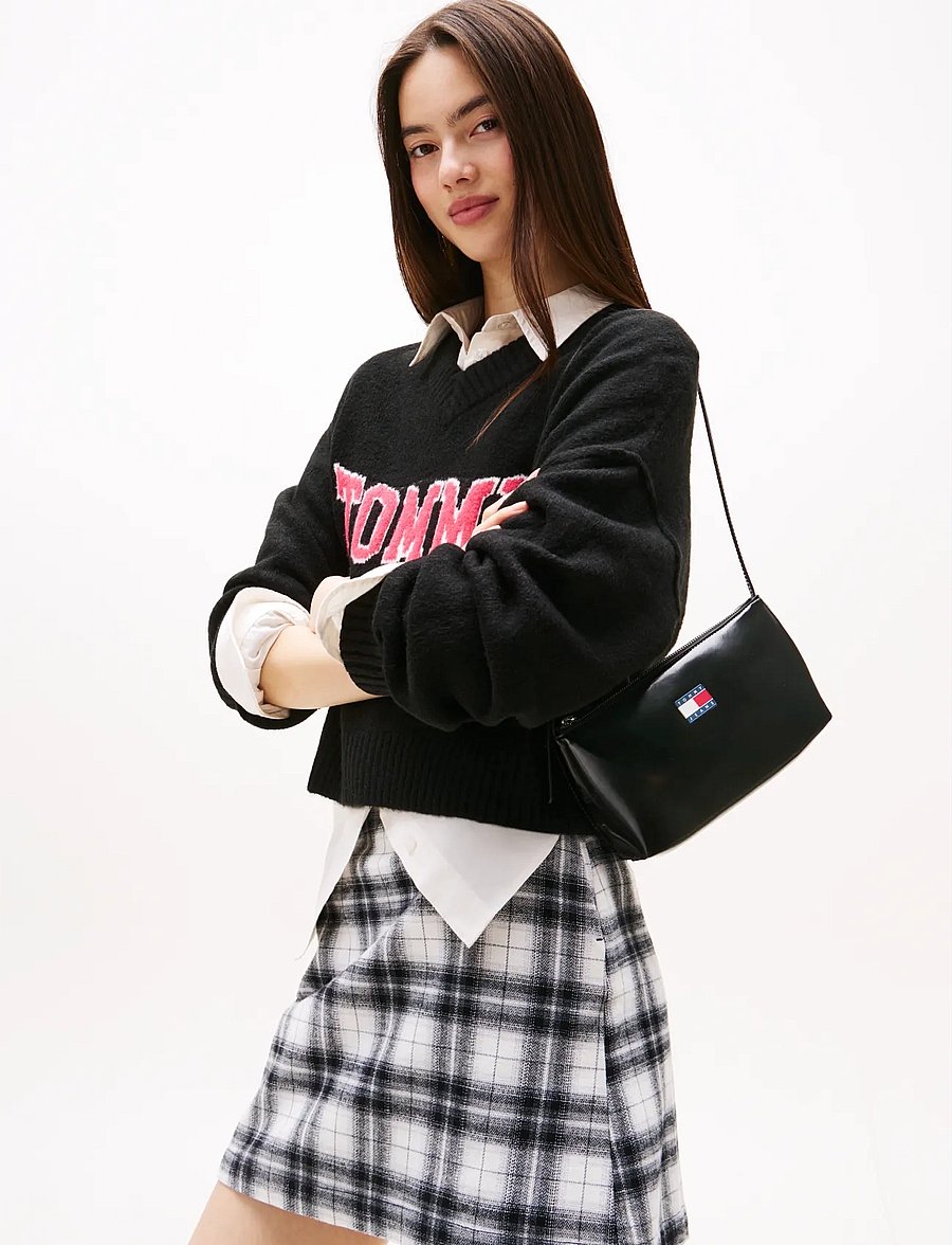 Tommy Hilfiger - TJW MUST SHOULDER BAG - igapäevane stiil - black - 0