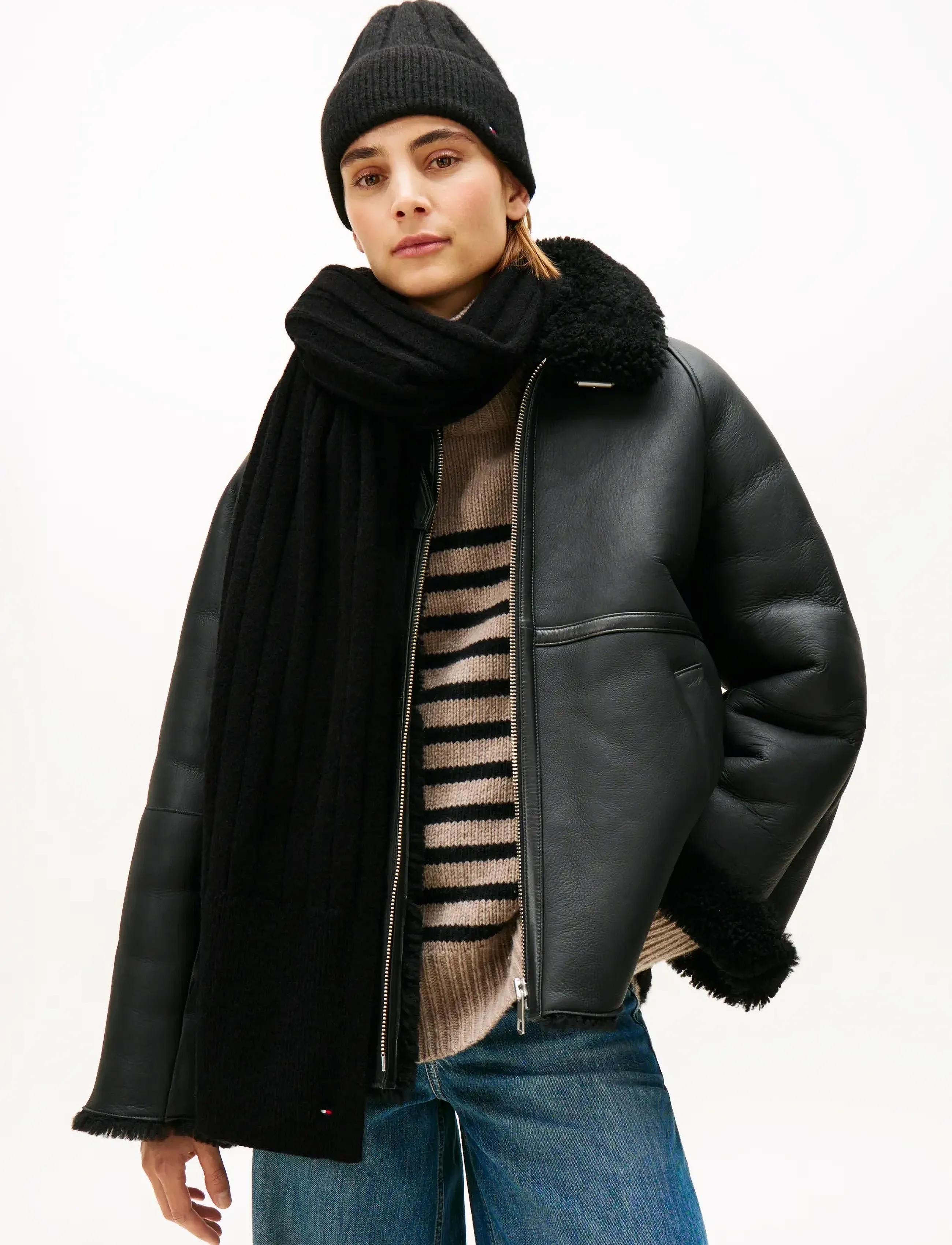 Tommy Hilfiger TH FLAG FLUFFY BEANIE & SCARF GP - Scarves - BLACK / black
