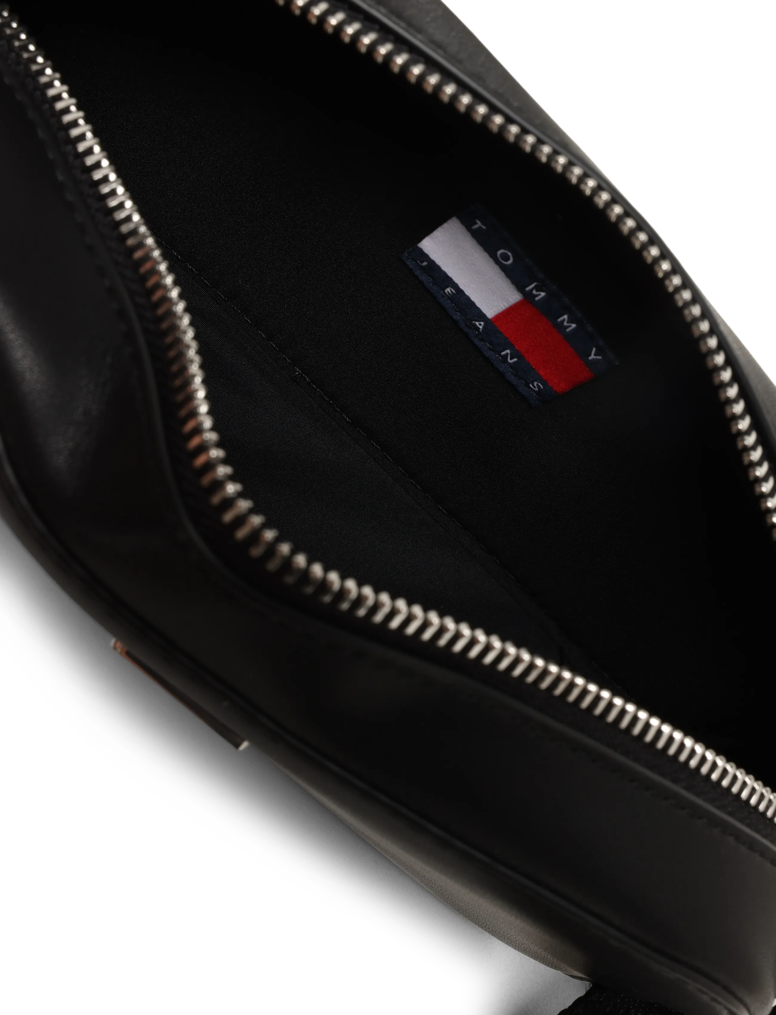 Tommy Hilfiger - TJW DAILY ELEVATED CAMERA BAG - black - 3