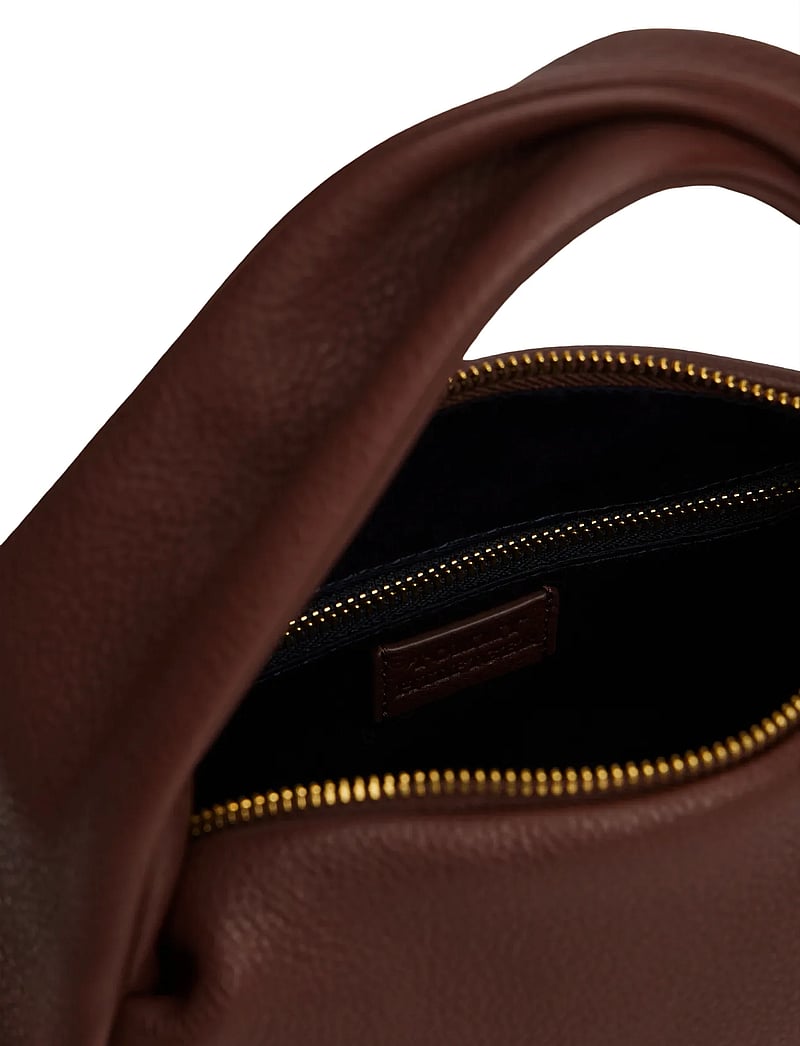 Tommy Hilfiger - CITY LEATHER MINI BAG - special occasions - rich walnut - 3