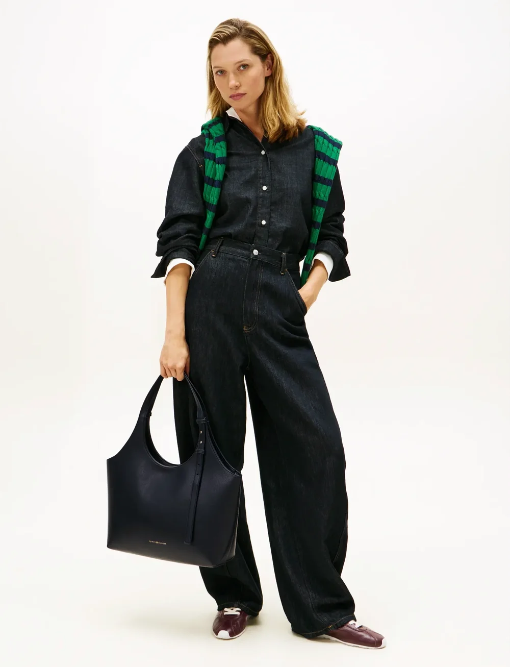 Tommy Hilfiger - TH LOGO TOTE - totes - space blue - 0