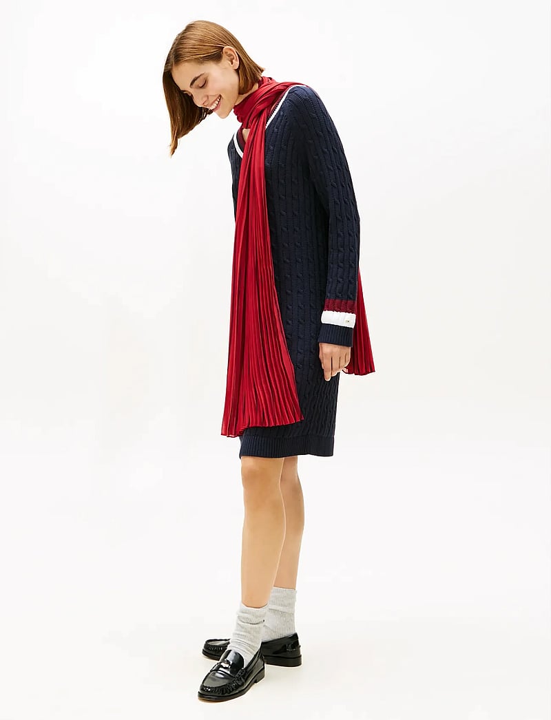 Tommy Hilfiger - CHAIN SILK LARGE SCARF - sjalar - soft cream primary red - 0