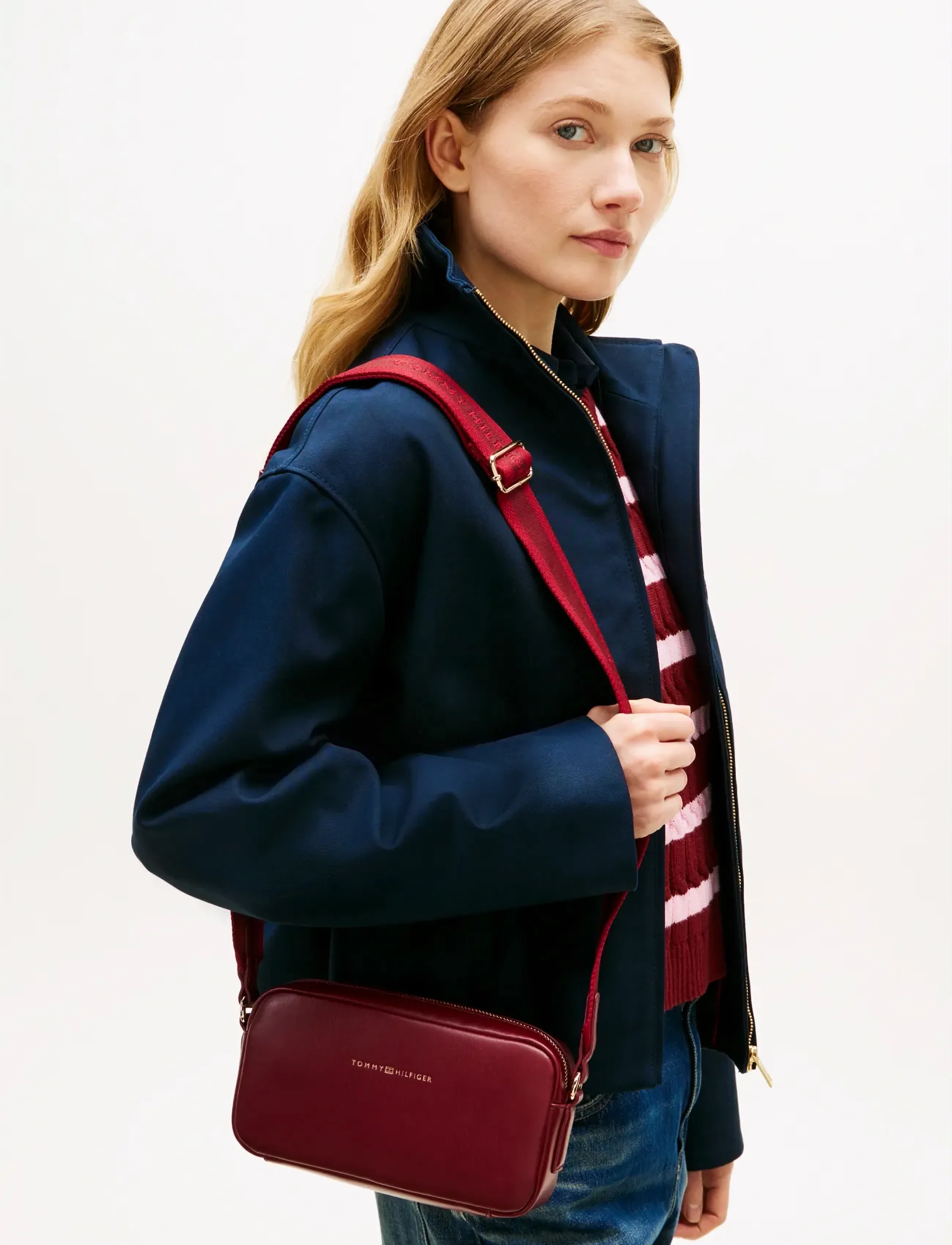 Tommy Hilfiger Th Essential Camera Bag, Kvinder, Crossbody Kamerataske, Bordeaux, Str: ONE SIZE