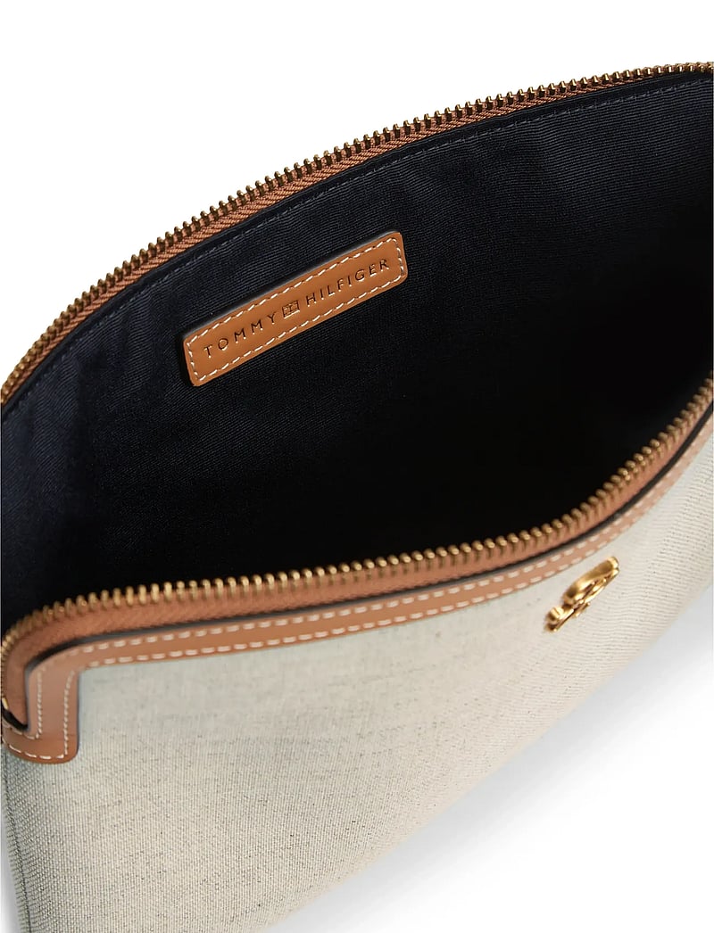 Tommy Hilfiger - TH SCRIPT DAILY POUCH CANVAS - special occasions - cognac - 2