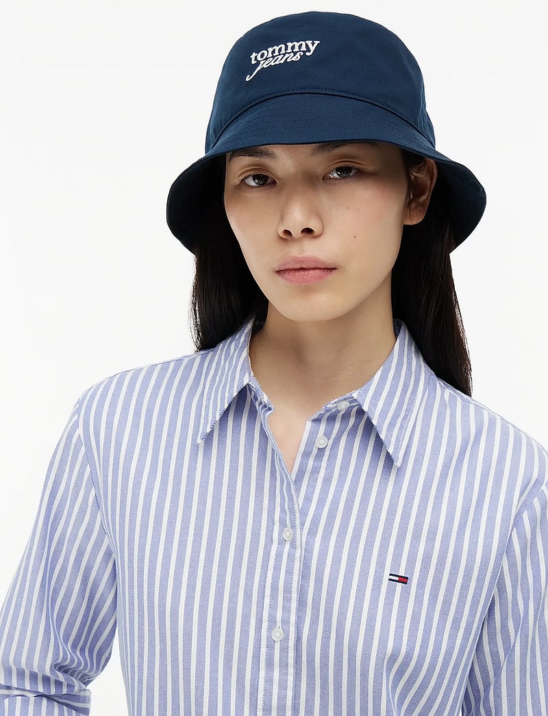 Tommy Hilfiger - TJW SCRIPT BUCKET HAT - bøllehatte - dark night navy - 0