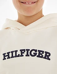 Tommy Hilfiger - HILFIGER ARCHED HOODIE - hupparit - ancient white - 3