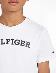 Tommy Hilfiger - HILFIGER ARCHED TEE S/S - short-sleeved t-shirts - white - 3